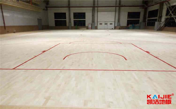 24厚排球館木地板多少錢一平米？