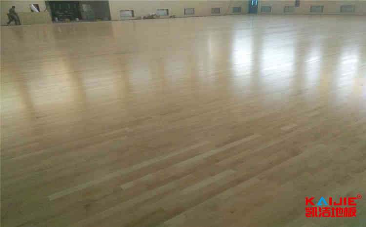 拼裝體育場(chǎng)木地板施工方案