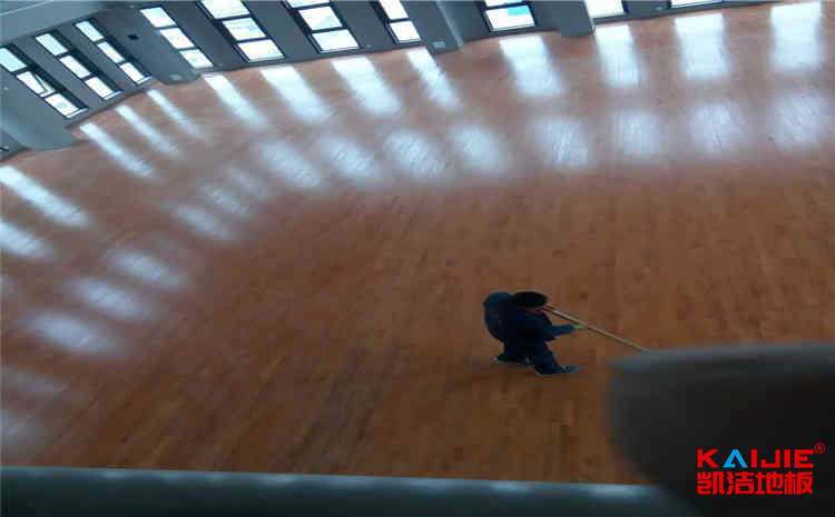 進(jìn)口運(yùn)動(dòng)木地板代理商