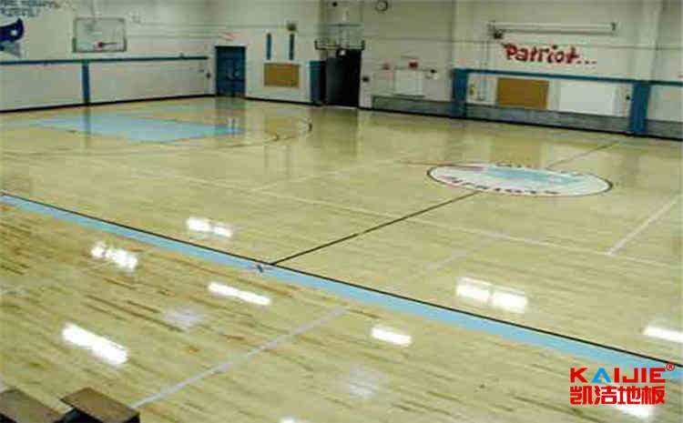 東莞有籃球場是木地板的嗎