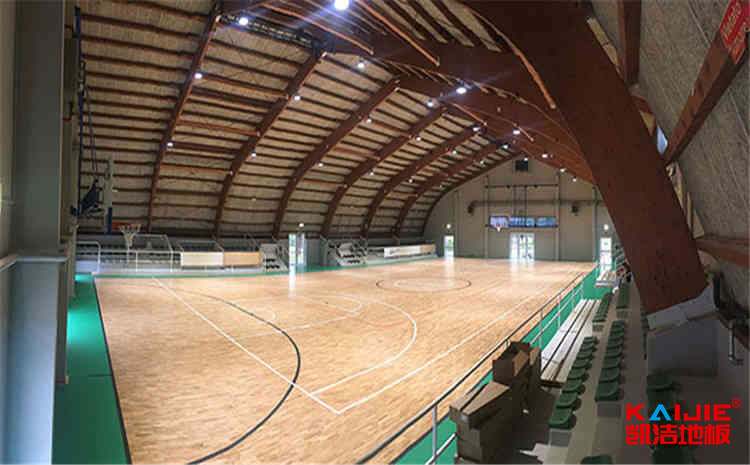 昆明專用籃球場(chǎng)地板多少錢合適