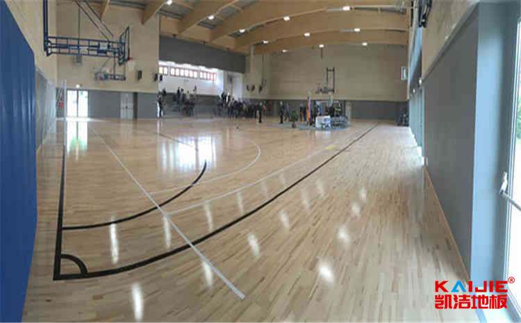 江西柞木實(shí)木運(yùn)動地板施工