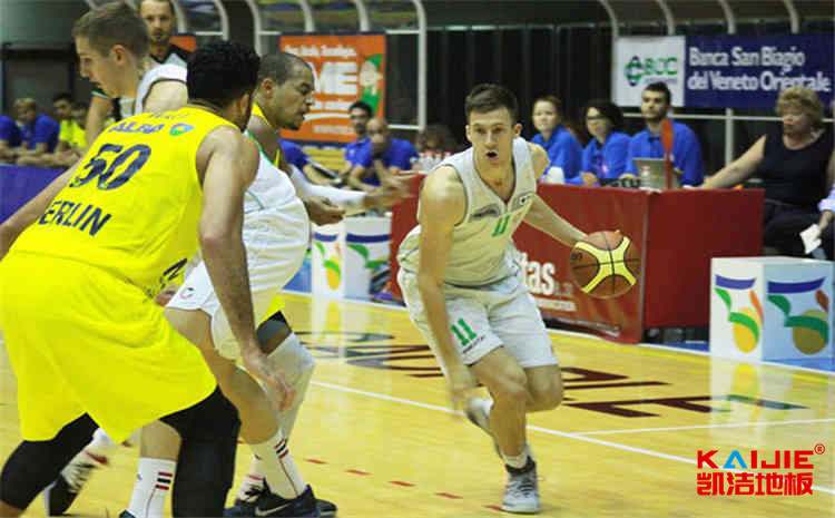 籃球場(chǎng)木地板保養(yǎng)