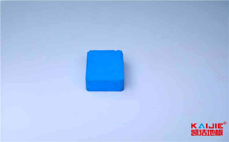 昆明專用籃球場(chǎng)地板多少錢合適