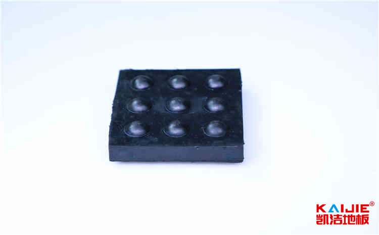 22厚NBA籃球場木地板怎么翻新