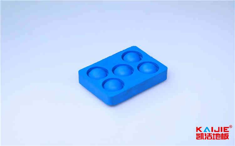 武漢楓木運(yùn)動(dòng)木地板品牌**