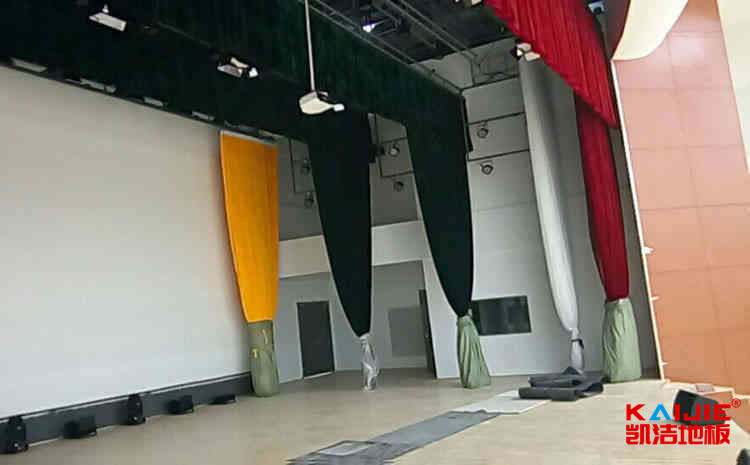 拼接板風(fēng)雨操場運動地板施工技術(shù)方案