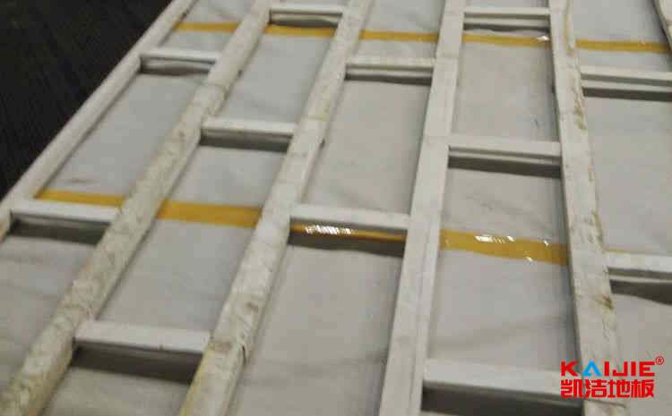 籃球館運(yùn)動(dòng)地板