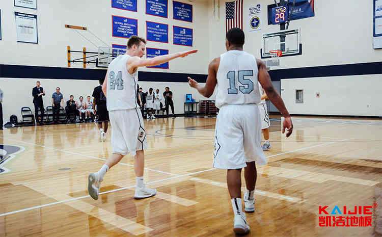 橡膠木籃球場木地板怎么保養(yǎng)？