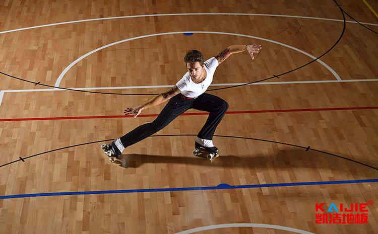 俄勒岡松籃球場(chǎng)實(shí)木地板翻新施工