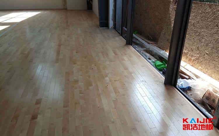 俄勒岡松舞臺木地板翻新施工