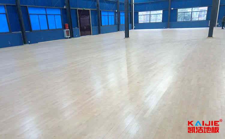 楓樺木舞臺木地板圖片及價格