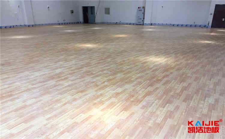 拼裝體育實(shí)木地板什么品牌好