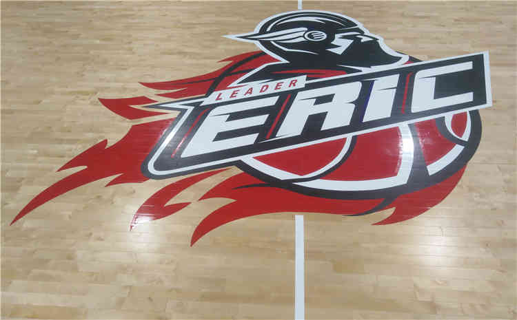 廈門(mén)埃里克概念籃球館木地板安裝