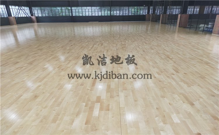 泉州L.A籃球公園籃球館木地板