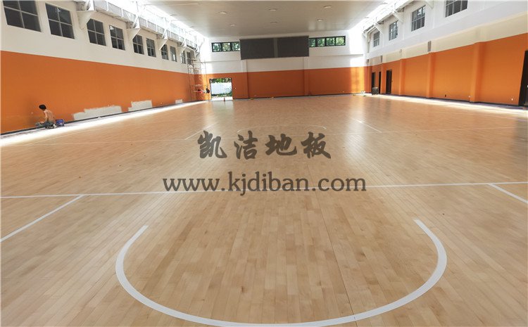 廣州長(zhǎng)大公路培訓(xùn)學(xué)?；@球館木地板項(xiàng)目-凱潔實(shí)木運(yùn)動(dòng)地板