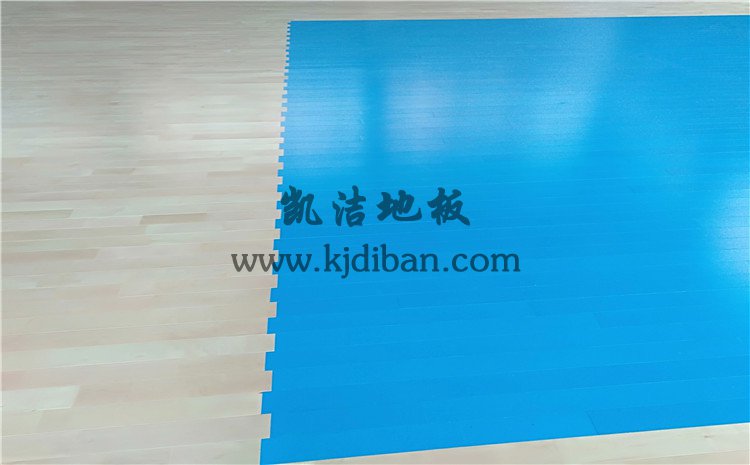 云南昆明五華區(qū)青少年宮籃球館木地板——凱潔運動木地板