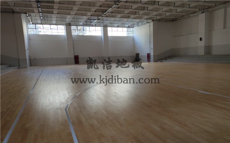 四川綿陽實驗中學(xué)體育館木地板項目-凱潔實木運動地板廠家